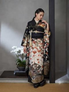 振袖フルセット 身丈162裄64 豪華振袖 黒 金銀彩 正絹 逸品 振袖フルセット 身丈162裄64 豪華振袖 黒 金銀彩 正絹 逸品 - メルカリ