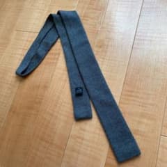 ヒューゴボス　ニットタイのサムネイル
