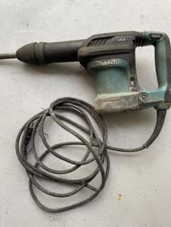 k*4様 Makita AVT 電動ハンマー HM0871Cのサムネイル