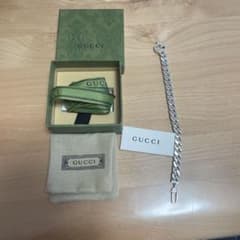 GUCCI シルバーチェーンブレスレットのサムネイル