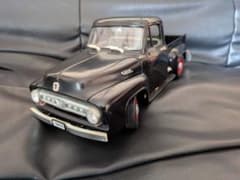 Ford F100 1953 1/18 ミニカー ブラックのサムネイル