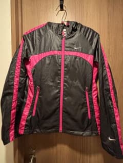 Nike ウィンドブレーカー上下セットのサムネイル