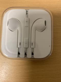 iPhone純正イヤホン iPhoneイヤホンのサムネイル