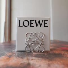 LOEWE ロエベ　アナグラム　ブローチのサムネイル