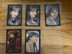 TWICE The year of Yes モモ トレカ 5枚セットのサムネイル