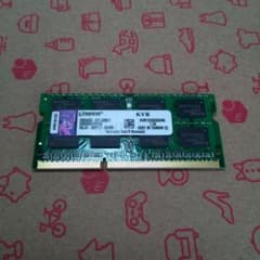 ノートPC メモリ 4GBのサムネイル