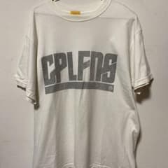 COMPLETE FINESSE Tシャツ ホワイト　コンプリートフィネスのサムネイル