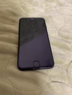 iPhone 7 Jet Black 32 GB SIMフリーのサムネイル