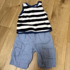 80サイズ　タンクトップとパンツのサムネイル