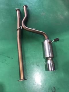 スイフトzc33用ロッソモデロ 中間パイプ リアピースセット (しばらく