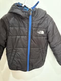THE NORTH FACE キッズアウター 黒/青100のサムネイル