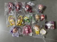 ガチャガチャ　ミニチュアチャーム　バラ売りのサムネイル