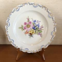 オールドマイセン ブルーシェル ピンクの野バラ(花絵)皿 オールドマイセン ブルーシェル ピンクの野バラ(花絵)皿 - メルカリ