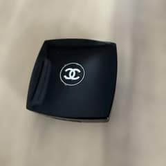 CHANEL レ キャトル オンブル ブトン 239のサムネイル