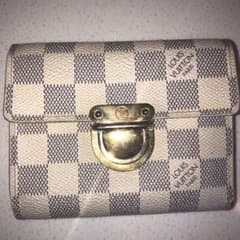 LOUIS VUITTON PARIS 折財布のサムネイル