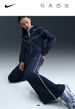 結様専用ナイキ ミッドライズ ワイドレッグ トラックパンツ XS ジャージのサムネイル