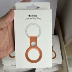純正品Apple AirTag Leather Key Ring オレンジ 一個のサムネイル