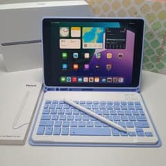 iPad 第8世代 Simフリー 32GB ケースとキーボード、タッチペン - メルカリ