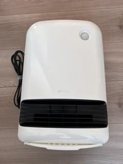 アイリスオーヤマ セラミックファンヒーター JCH-12TD4-W - メルカリ