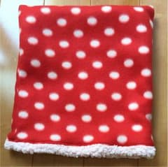 小動物用 寝袋 ハンドメイド（水玉）のサムネイル