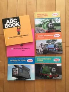 【ちゃた様専用】きかんしゃトーマス　五味太郎　英語　絵本のサムネイル