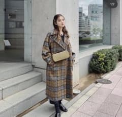 priveve ロングシャギーコート - メルカリ