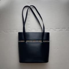 美品　バーバリー　トートバッグ　ワンショルダー　バケツバッグ　ノバチェックのサムネイル