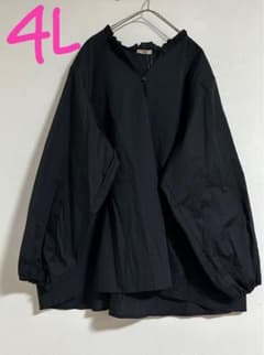 【新品タグ付き　大きいサイズ】首元フリルペプラムシャツ　4Lのサムネイル
