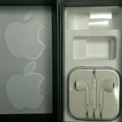 売約済★iPhone5に付属のイヤホンのみのサムネイル