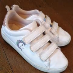 H&M キッズスニーカーのサムネイル