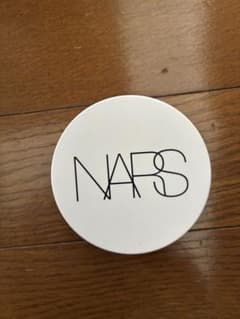 NARS ライトリフレクティングセラムクッションファンデーションのサムネイル