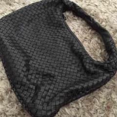 BOTTEGA VENETA ボッテガヴェネタ 黒 カバンのサムネイル