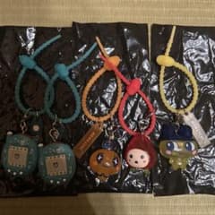 たまごっち ガチャガチャ カラフルマルチチャームセット アナザーカラーver.のサムネイル