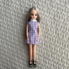 シルバーヘア　リカちゃん（ピアス、靴、洋服付き）のサムネイル