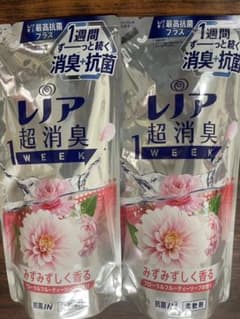 レノア超消臭1weekフローラルフルーティー詰替400ml×2個のサムネイル