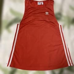 adidasタンクのサムネイル