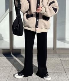 ブラック リブニットパンツ ワイドパンツのサムネイル