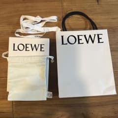 ロエベ loewe 空箱、紙袋、リボン、巾着、取り扱い説明書 - メルカリ