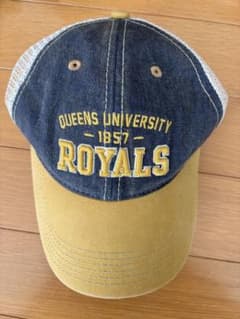 Queens University Royals Capのサムネイル