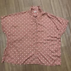 UNIQLO レーヨンブラウス　半袖　ドット　XL 美品のサムネイル