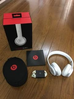 本日まで！！beats ビーツ ヘッドホン ホワイトのサムネイル