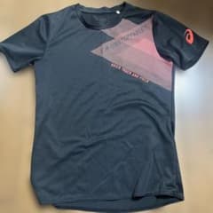asics 陸上　半袖トレーニング　ランニングTシャツ ブラック Mのサムネイル