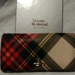 やふさん専用　vivienne westwood　長財布のサムネイル