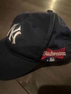 美品　Budweiser ニューヨーク・ヤンキース キャップのサムネイル