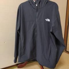 THE NORTH FACE 黒 ナイロンパーカーのサムネイル