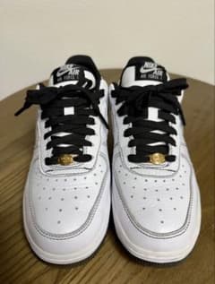NIKE AIR FORCE 1 ホワイト ブラック ゴールドのサムネイル