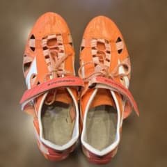 クロノインクス9 オレンジ スパイクシューズ27.0cmのサムネイル