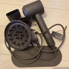 夏先取りセール！ダイソンドライヤー　dyson HD01のサムネイル