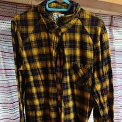チェックシャツのサムネイル