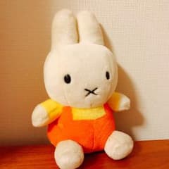ミッフィーぬいぐるみのサムネイル